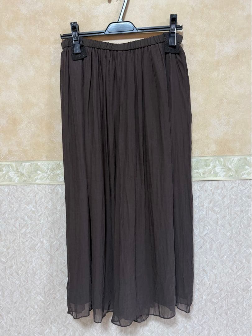 新品タグ付きビアズリーNEWシワシフォンギャザーパンツサイズ1