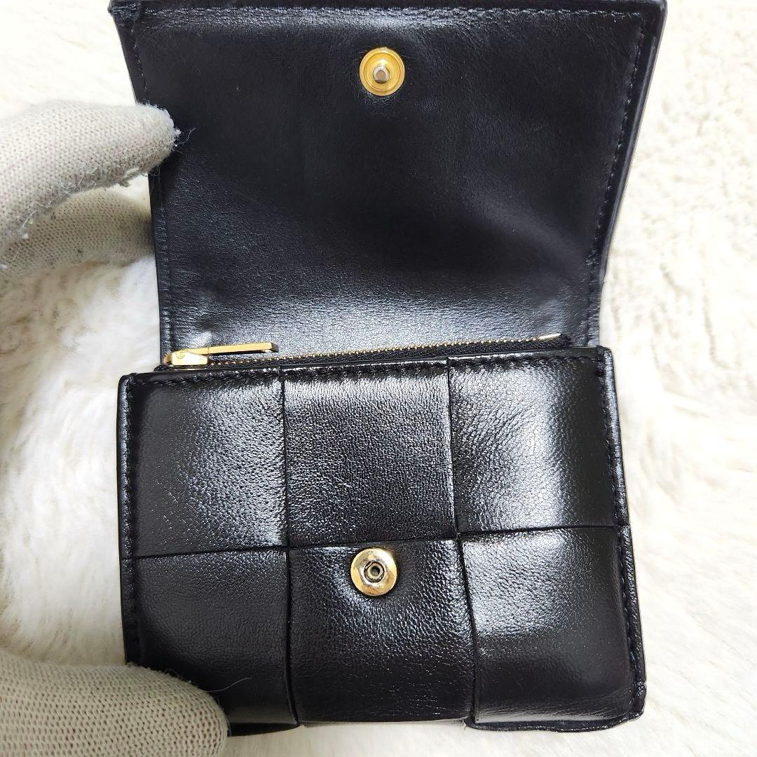 ✨極美品　付属品完備✨ボッテガ　三つ折り　イントレチャート　カセット　ブラック