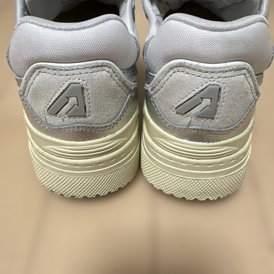 AUTRY ホワイト/シルバー スニーカー