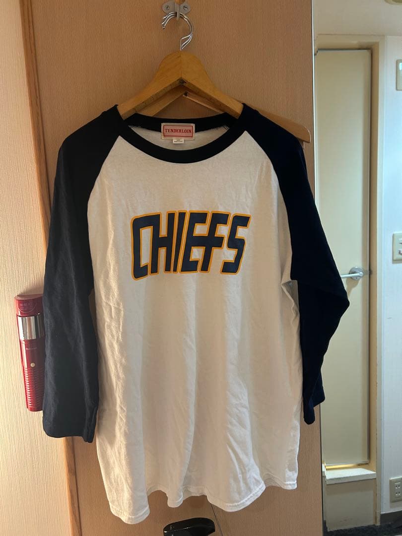 江*ン様 Tenderloin CHIEFS ロンT ラグラン