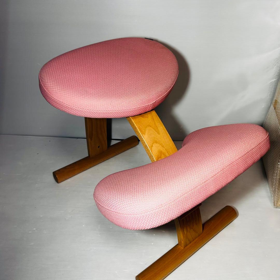 【美品】サカモトハウス バランスチェアイージー　ピンク