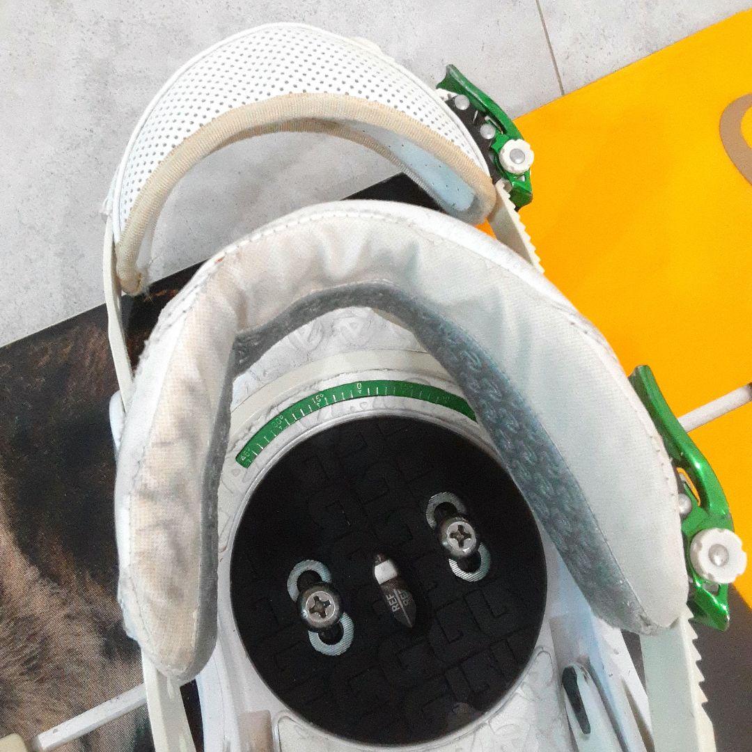 バートンUNINC GIGI RUFスノーボードセット CARTELビンディング