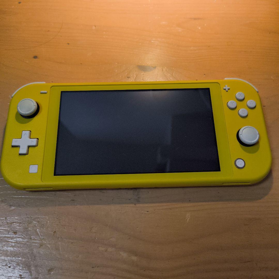 任天堂スイッチライト　SwitchLite　イエロー