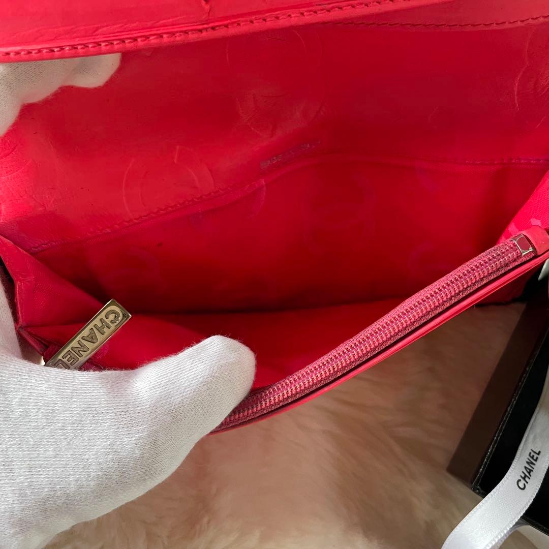 シャネル CHANEL 財布 二つ折りカンボンライン ココ 黒 白 ピンク
