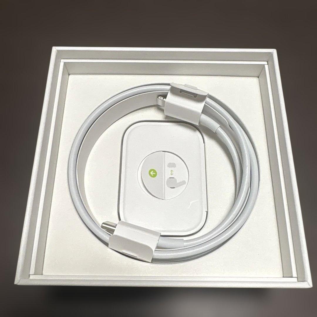 AirPods 第二世代　本体 ホワイト 充電ケース付き