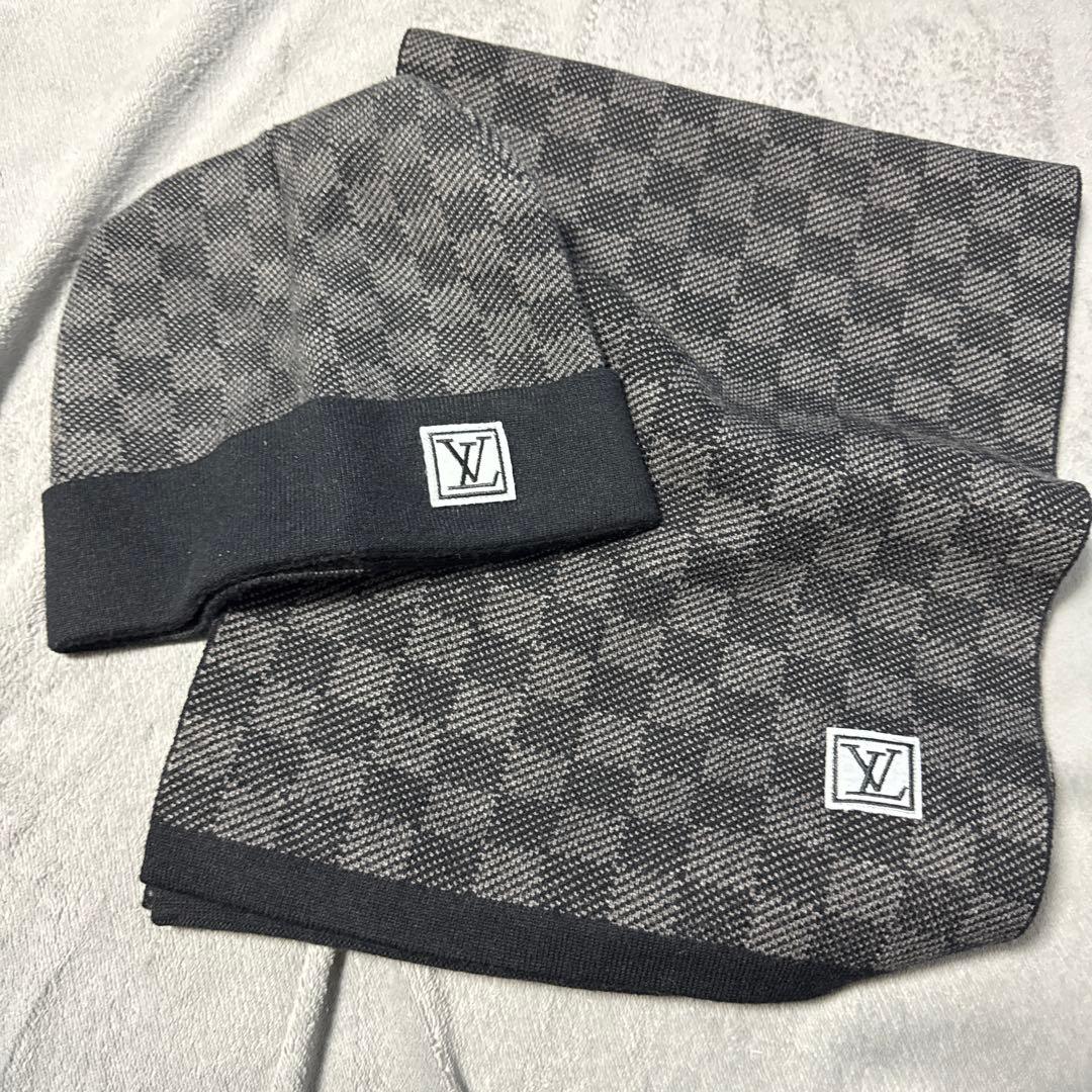ルイヴィトン ビーニー マフラー