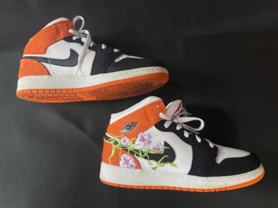 米軍放出品　ナイキ エア ジョーダン 1 ミッド SE GS ホワイト