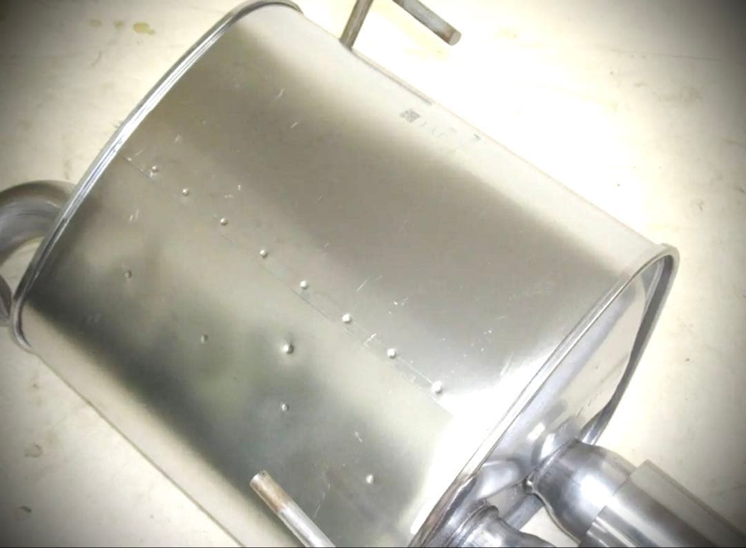 h*k様 ★【スバル WRX STI（VAB型）の純正リアマフラー左右セット】で