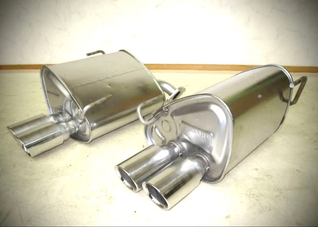 h*k様 ★【スバル WRX STI（VAB型）の純正リアマフラー左右セット】で