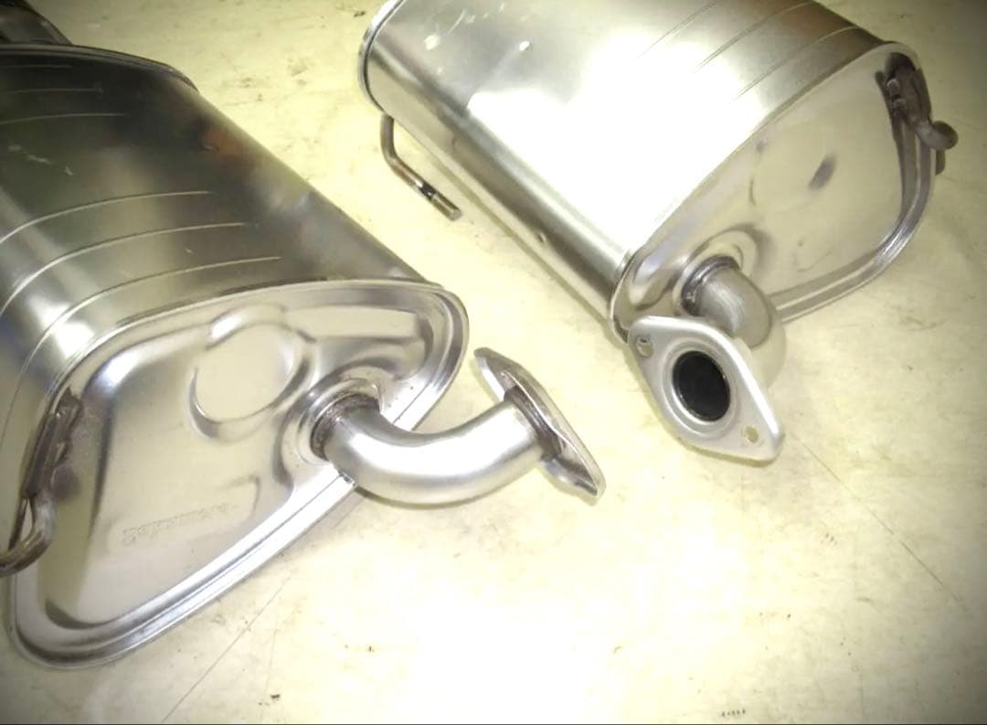 h*k様 ★【スバル WRX STI（VAB型）の純正リアマフラー左右セット】で