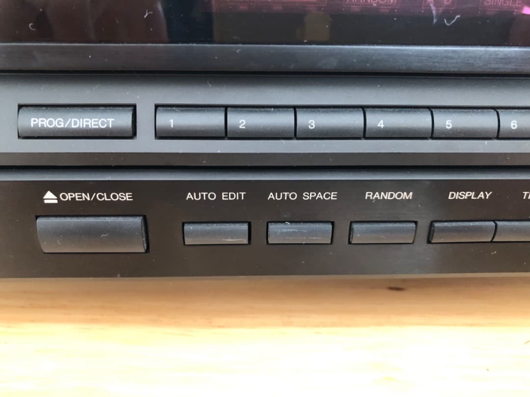 老舗名門　DENON（デノン） 高級CDプレイヤー　 DCD-1510
