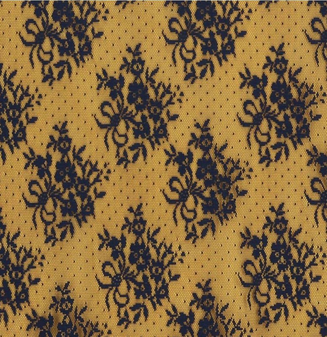 大人可愛い♪M　新品　FILAフィラ テニス・バドミントン　秋　スコート レース