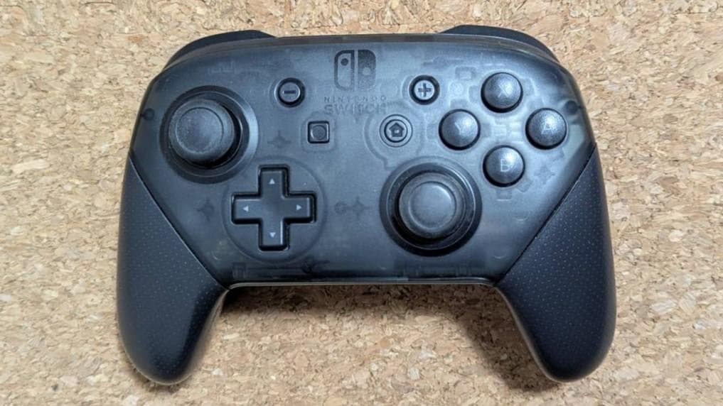 Nintendo Switch ＋SD、フィルム、ケース、スタンド、プロコン