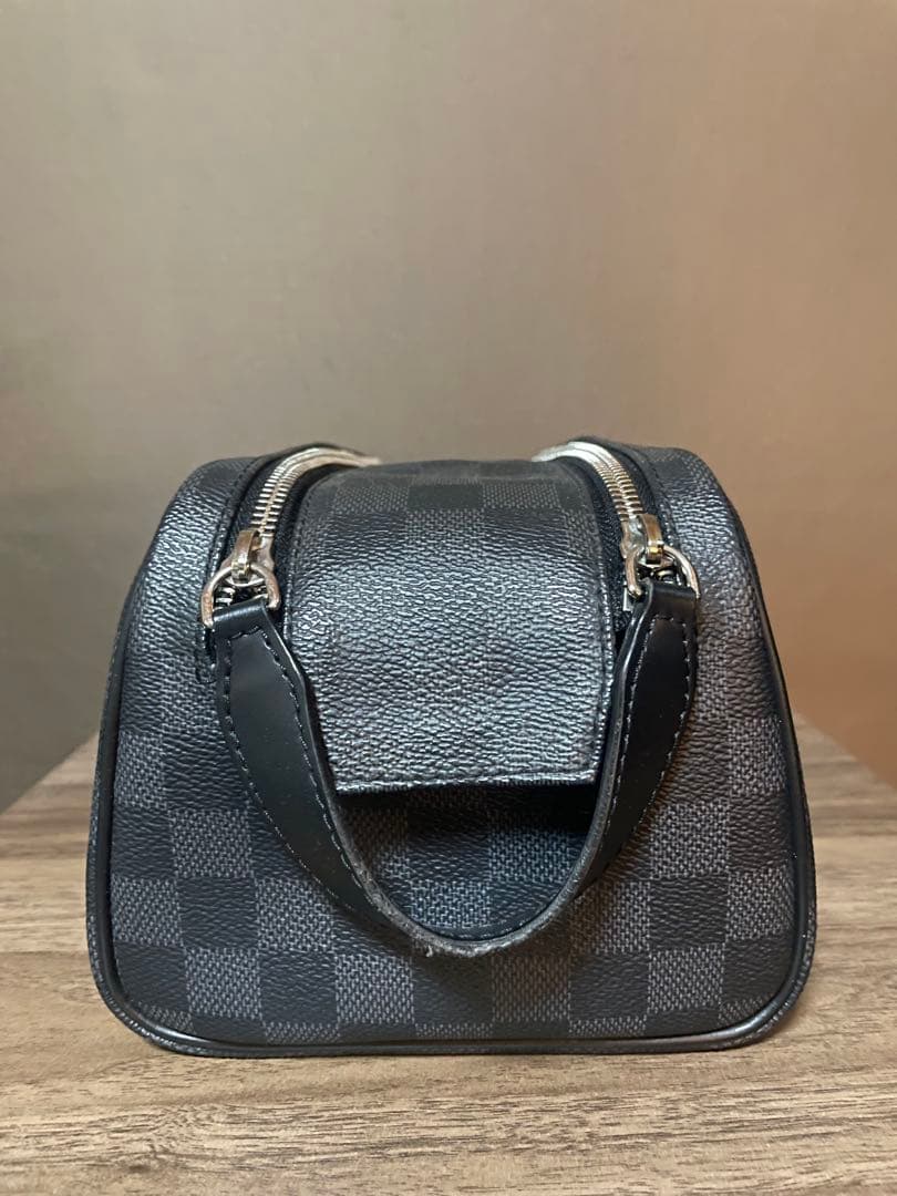 LOUIS VITTONドップ キット ダミエ