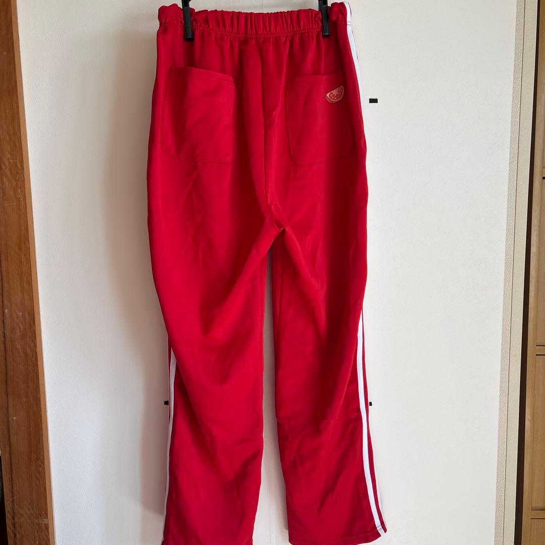 プニュズ　ジャージ上下サイズ2　赤色　緑色