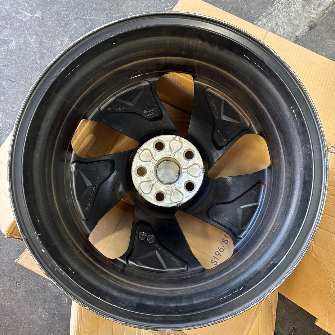 ６０プリウス モデリスタ　１９インチアルミホイール
