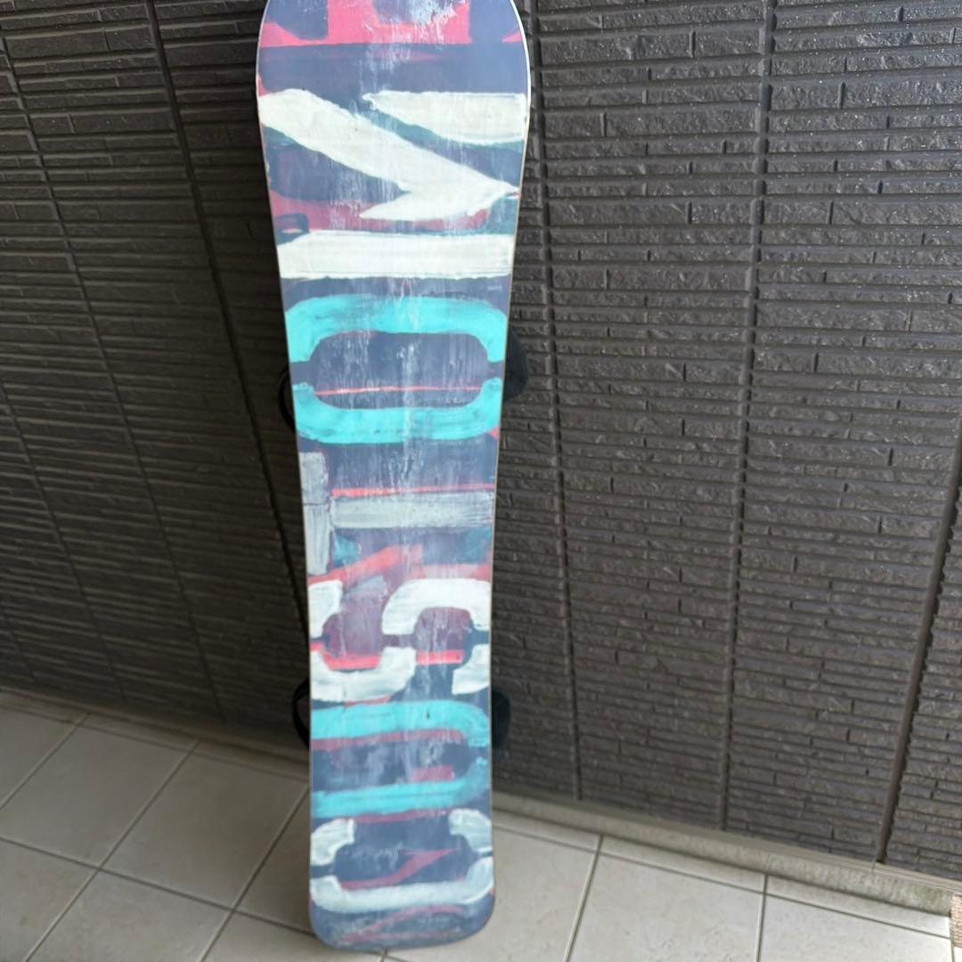 BURTON CUTOMキャンバー154cm ビンディング、カバー2個付き