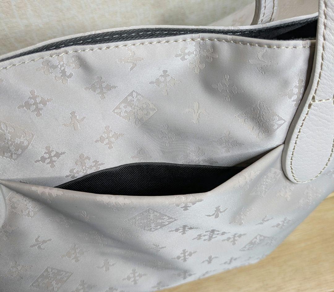 RUSSET スモーキーピンク　トートバッグ　ミディアム　くすみ