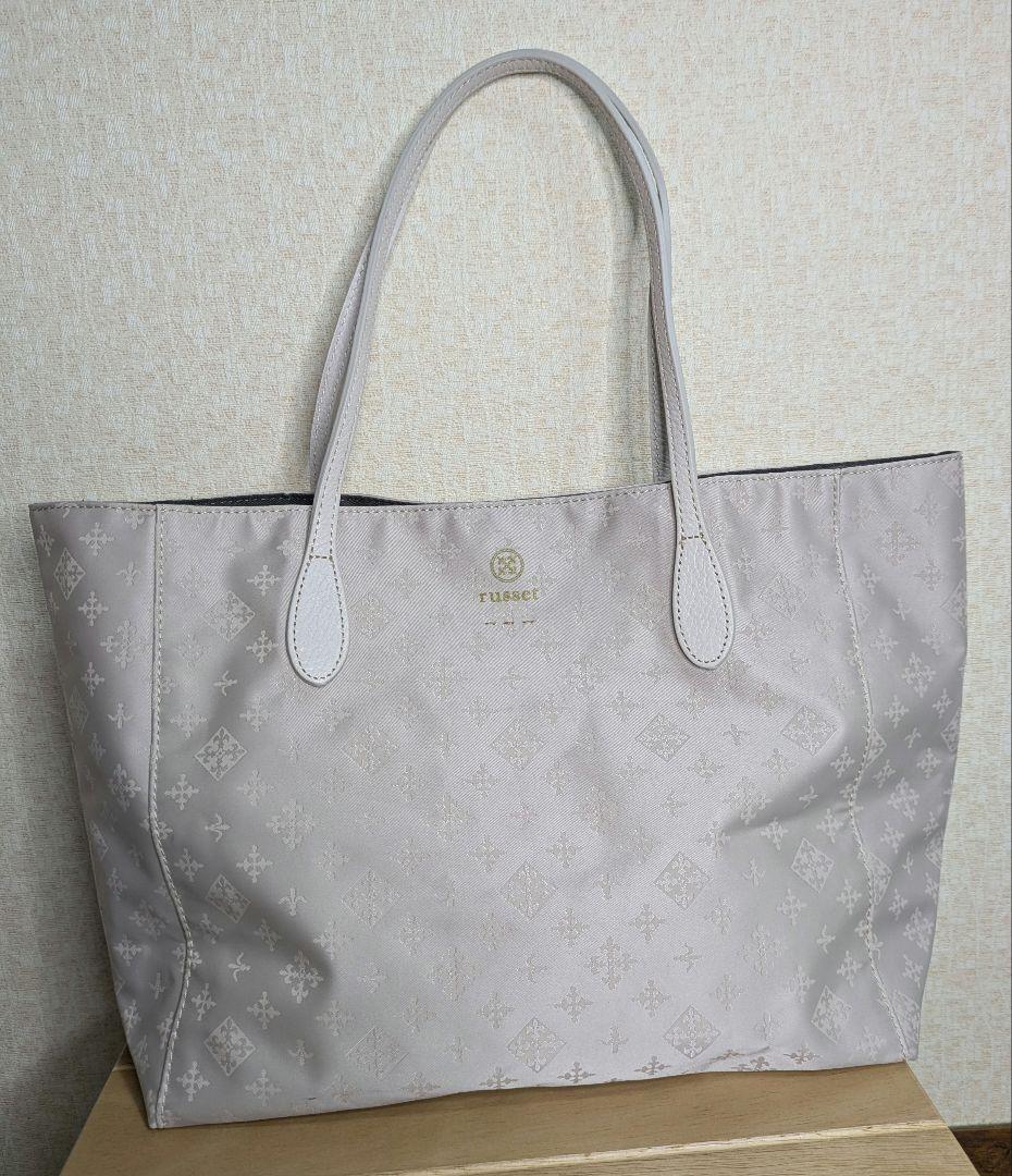 RUSSET スモーキーピンク　トートバッグ　ミディアム　くすみ
