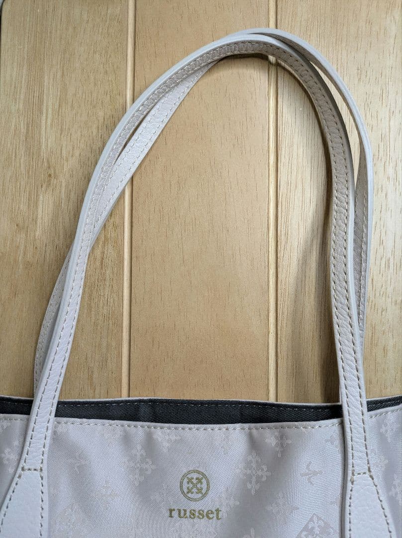 RUSSET スモーキーピンク　トートバッグ　ミディアム　くすみ