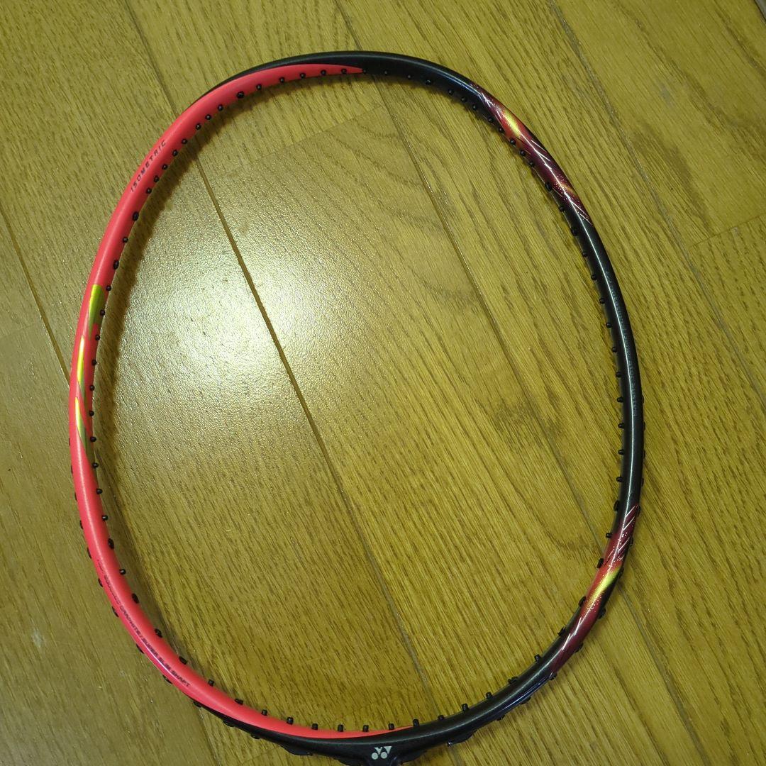 バドミントンラケット アストロクス77