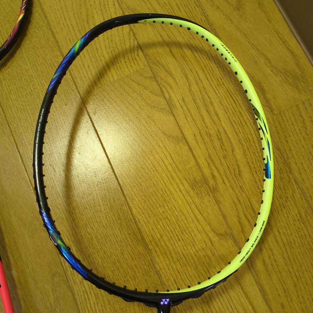バドミントンラケット アストロクス77