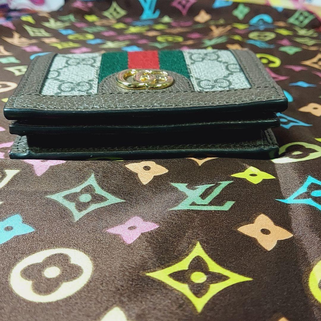 グッチ GGマーモント シェリーライン 二つ折り財布