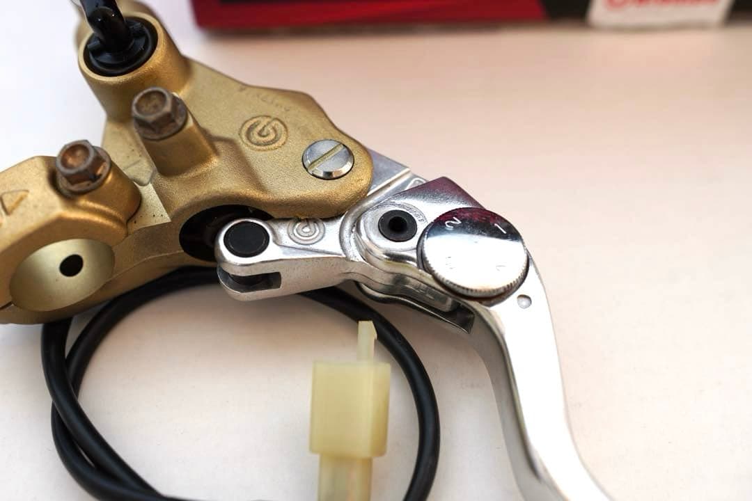 ブレンボ PCS16 マスターシリンダー タンクセット スイッチ有/配線有