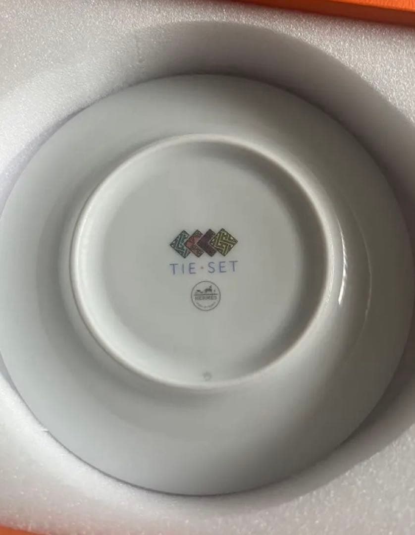 A*)様 HERMES TIE-SET皿 専用ボックス付き　マンダリン