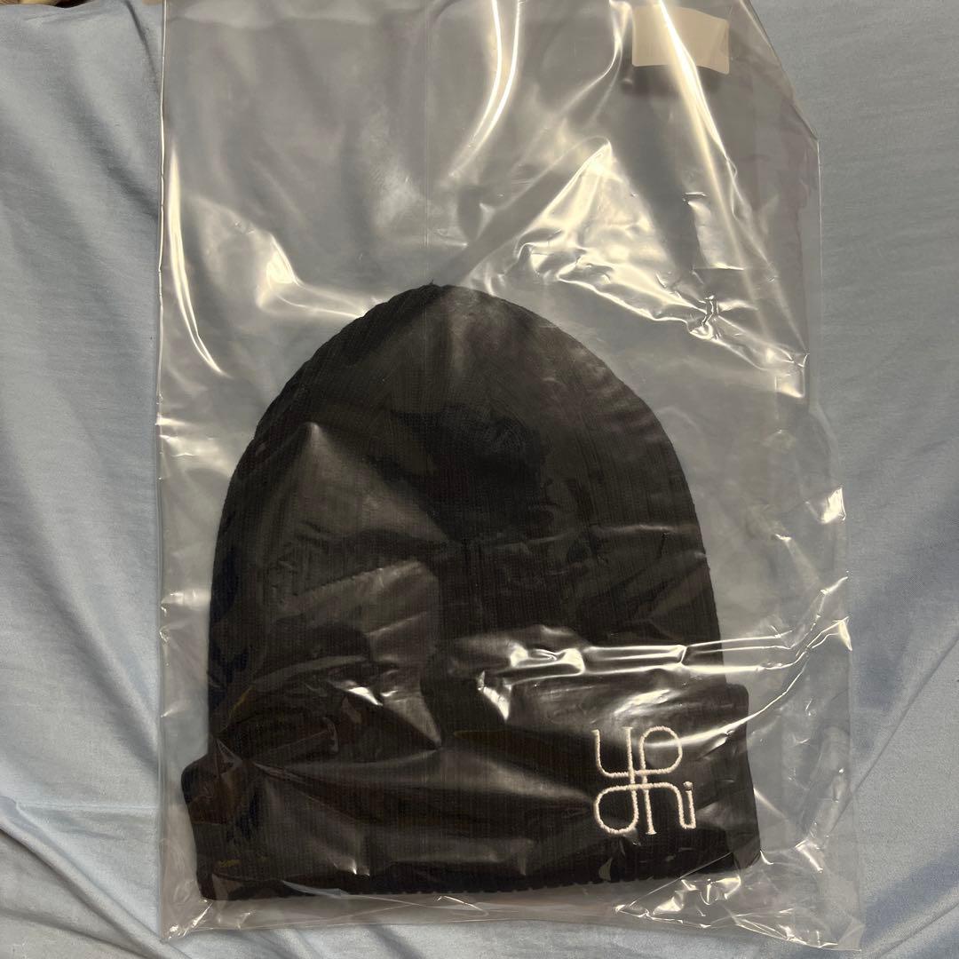 優里　ニット帽