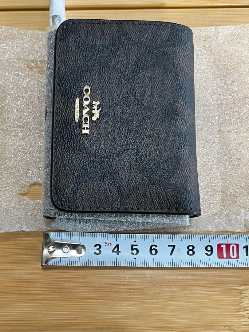 [新品未使用❤️】COACH（コーチ）折りたたみ財布／ケース付き