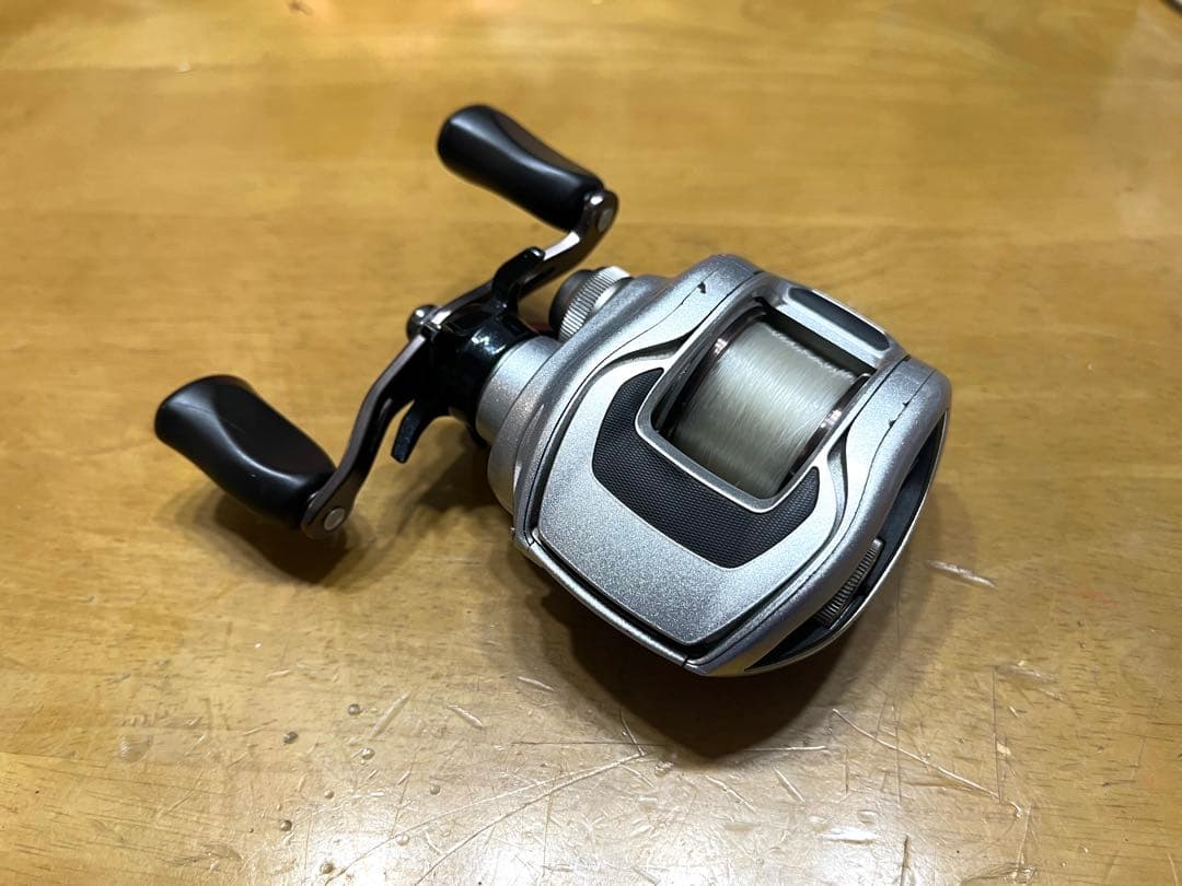 T3 1016H ダイワ　ベイトリール