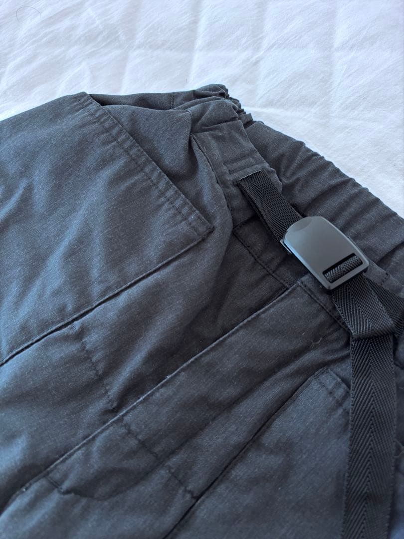 美品！NANGA ナンガ　焚火ダウンパンツ　HINOC 黒