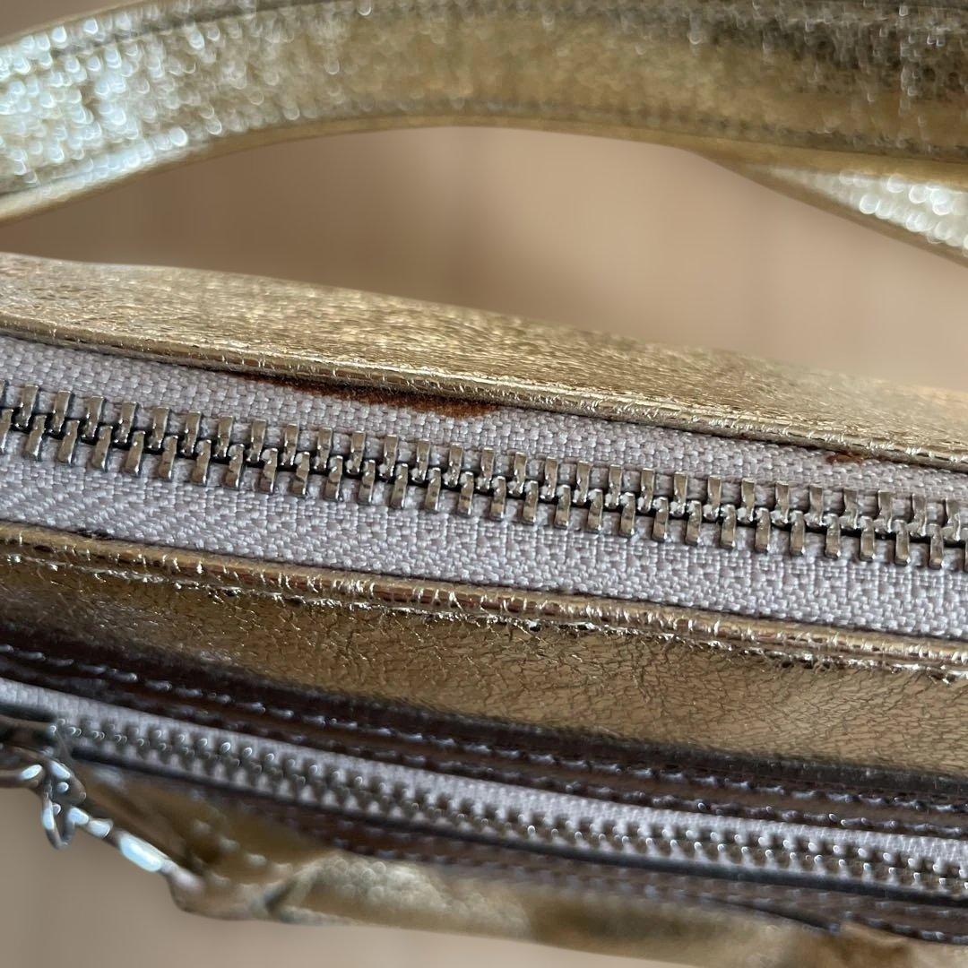 COACH メタリックゴールド ショルダーバッグ