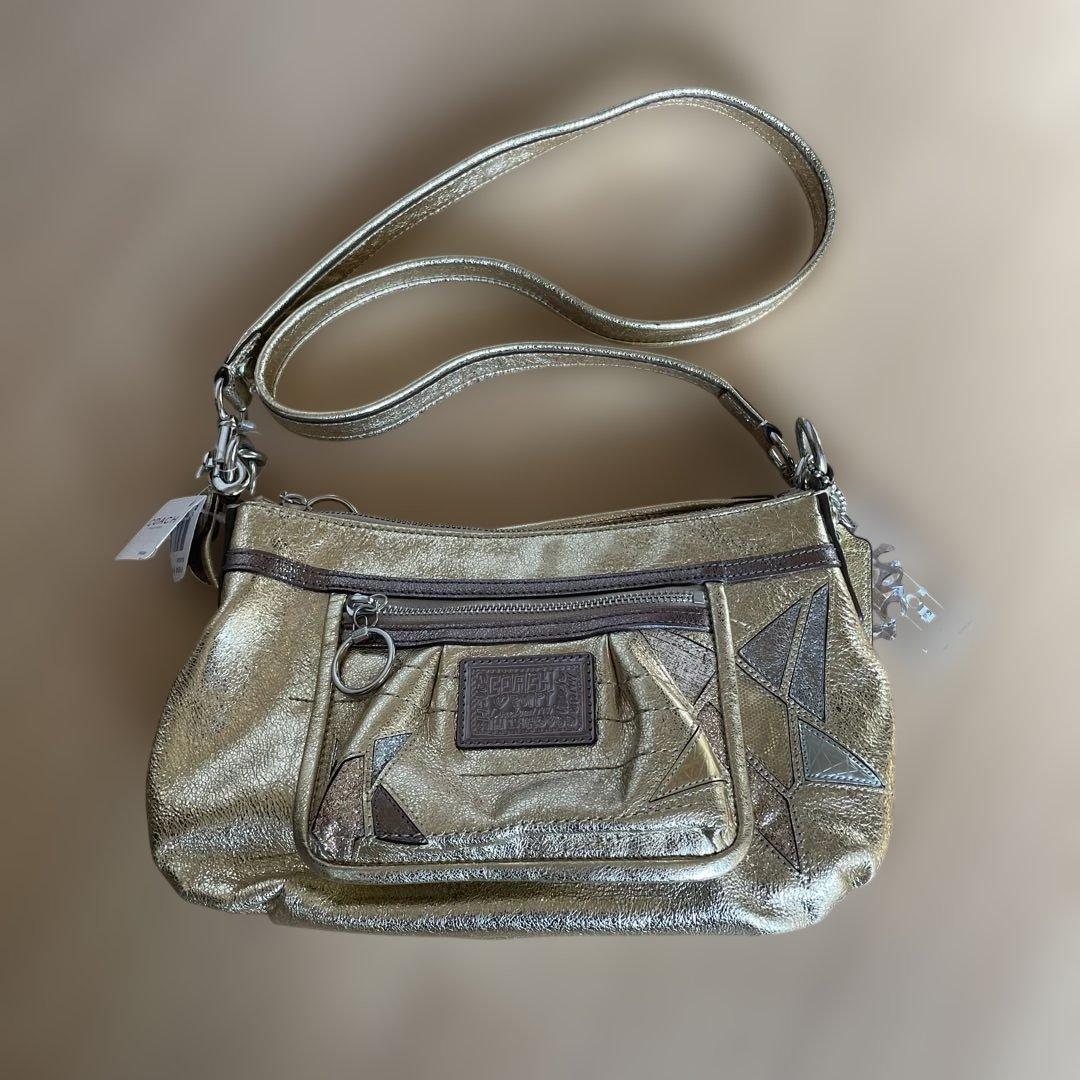 COACH メタリックゴールド ショルダーバッグ
