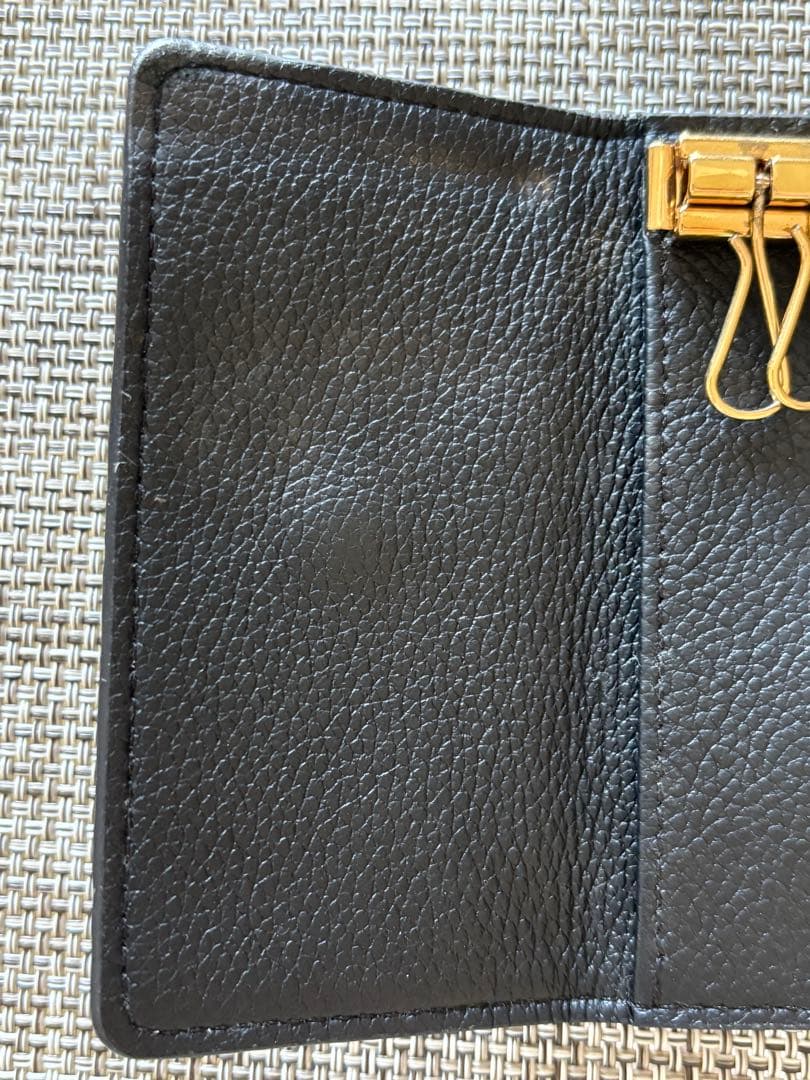 【⭐️限定値下げ】ルイヴィトン ミュルティクレ6モノグラム アンプラントキーケース