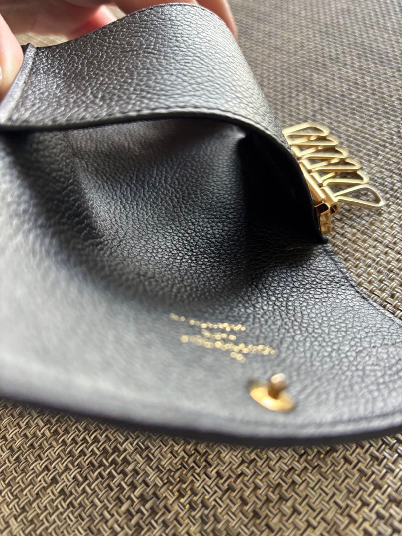 【⭐️限定値下げ】ルイヴィトン ミュルティクレ6モノグラム アンプラントキーケース