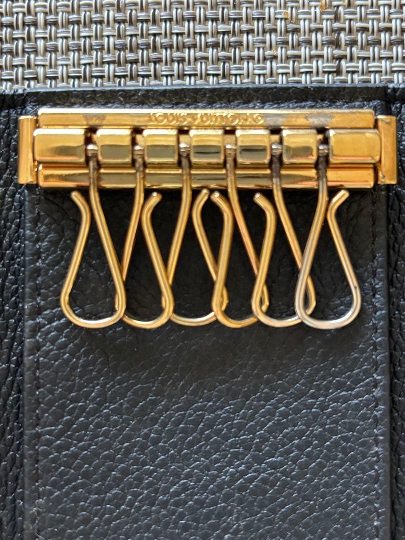 【⭐️限定値下げ】ルイヴィトン ミュルティクレ6モノグラム アンプラントキーケース