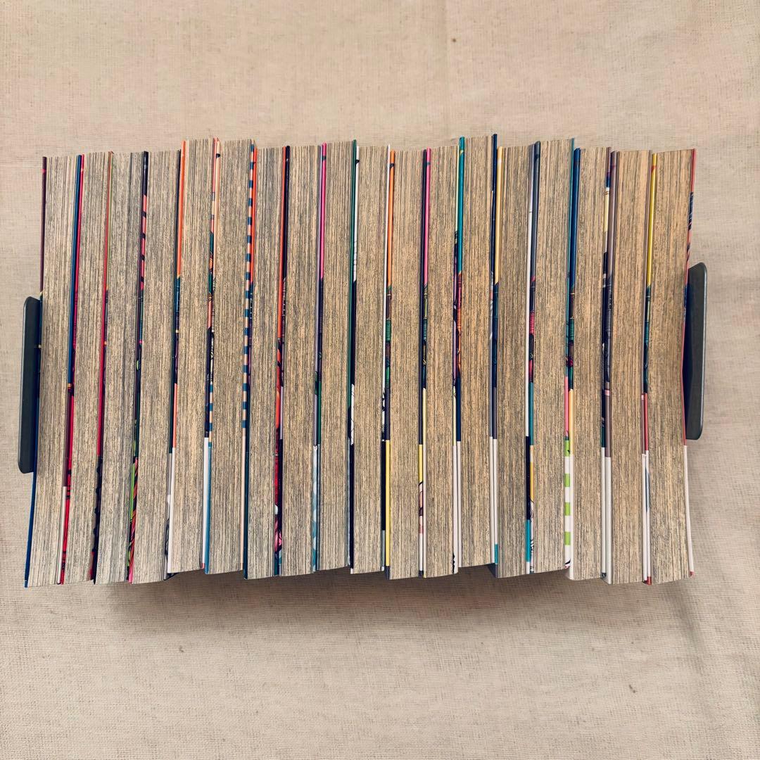 ジョジョの奇妙な冒険1〜7部全巻 + 8部1〜18巻 + 岸辺露伴は動かない2巻