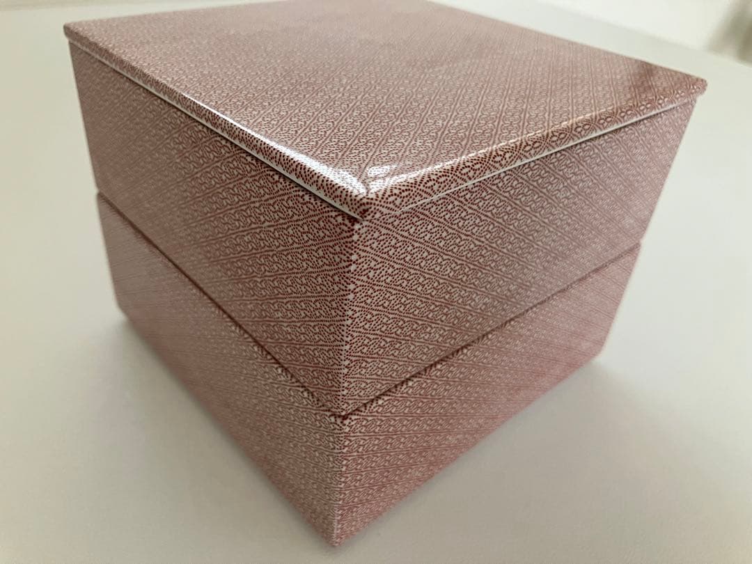 タイムアンドスタイル重箱　赤絵 / 菱結　中（二段）