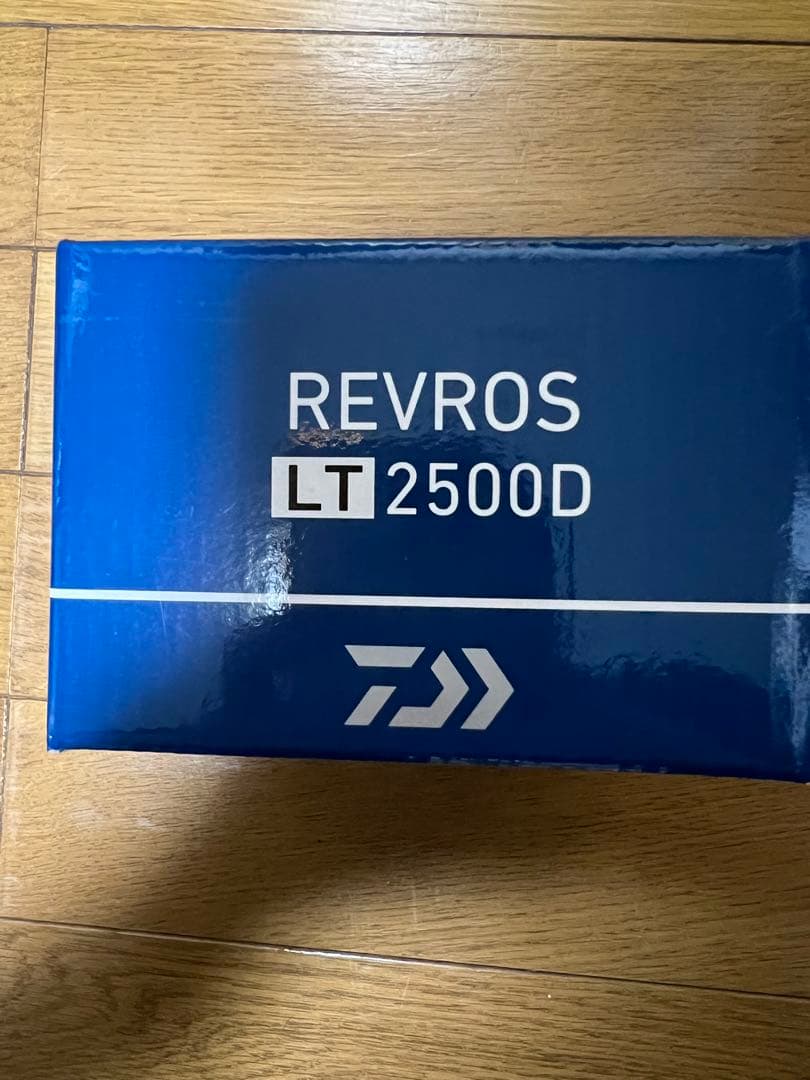 【送料込】タックル2点セット　リバティ1.5-53 + レブロスLT 2500D