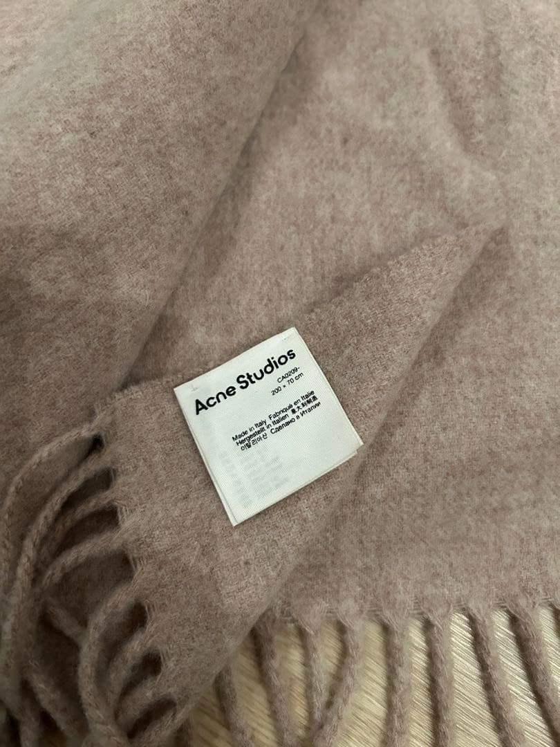 Acne Studios オートミール　マフラー