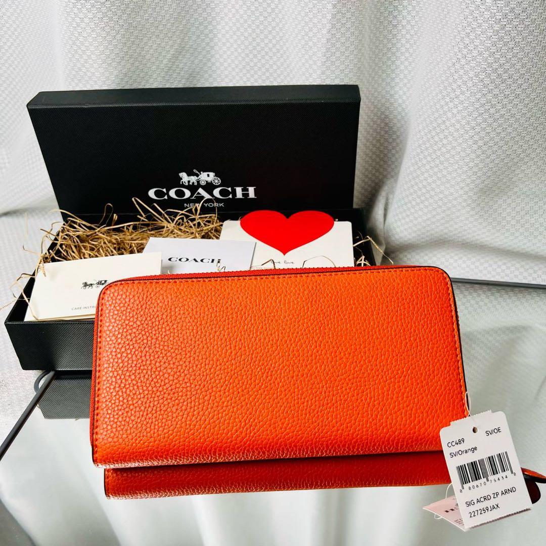 COACH（コーチ）のラウンドファスナー長財布^_^
