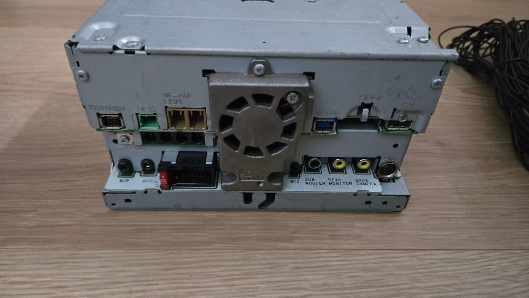 carrozzeria avic-rz09 カロッツェリア 7インチ