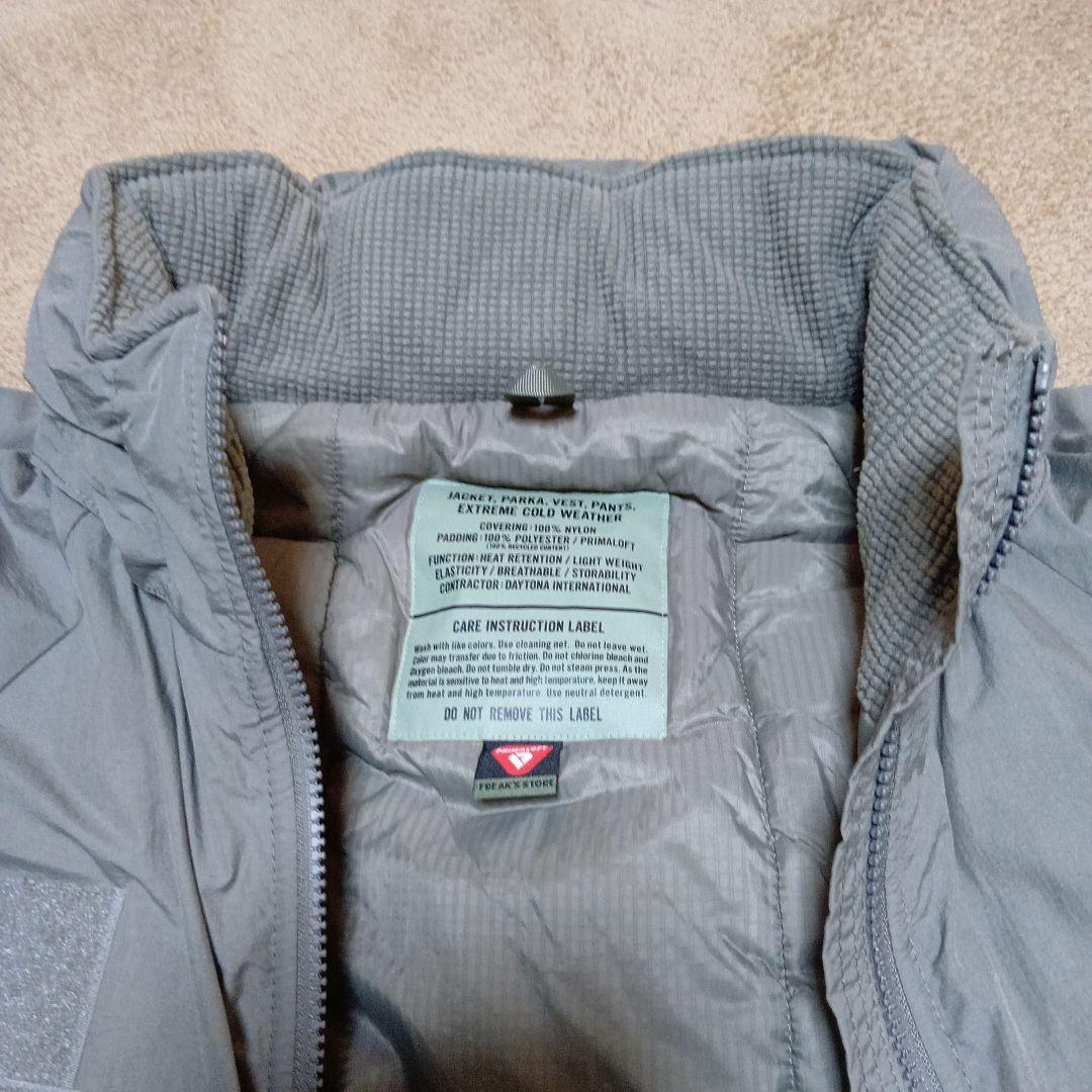 フリークスストア　レベル7プリマロフトジャケット　M　オリーブ