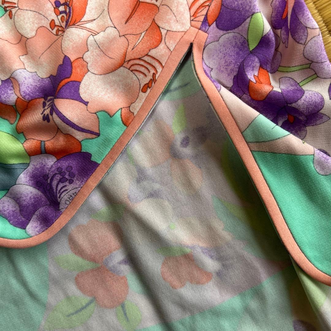 お値下げ　花柄ミントグリーンチュニック 五分袖