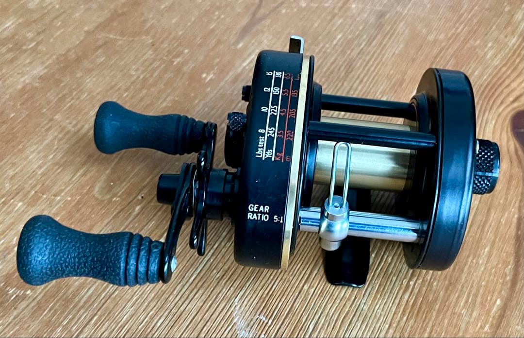 超美品！　レアなビンテージ　シェークスピア　シグマ　0001 ベイトリール CA