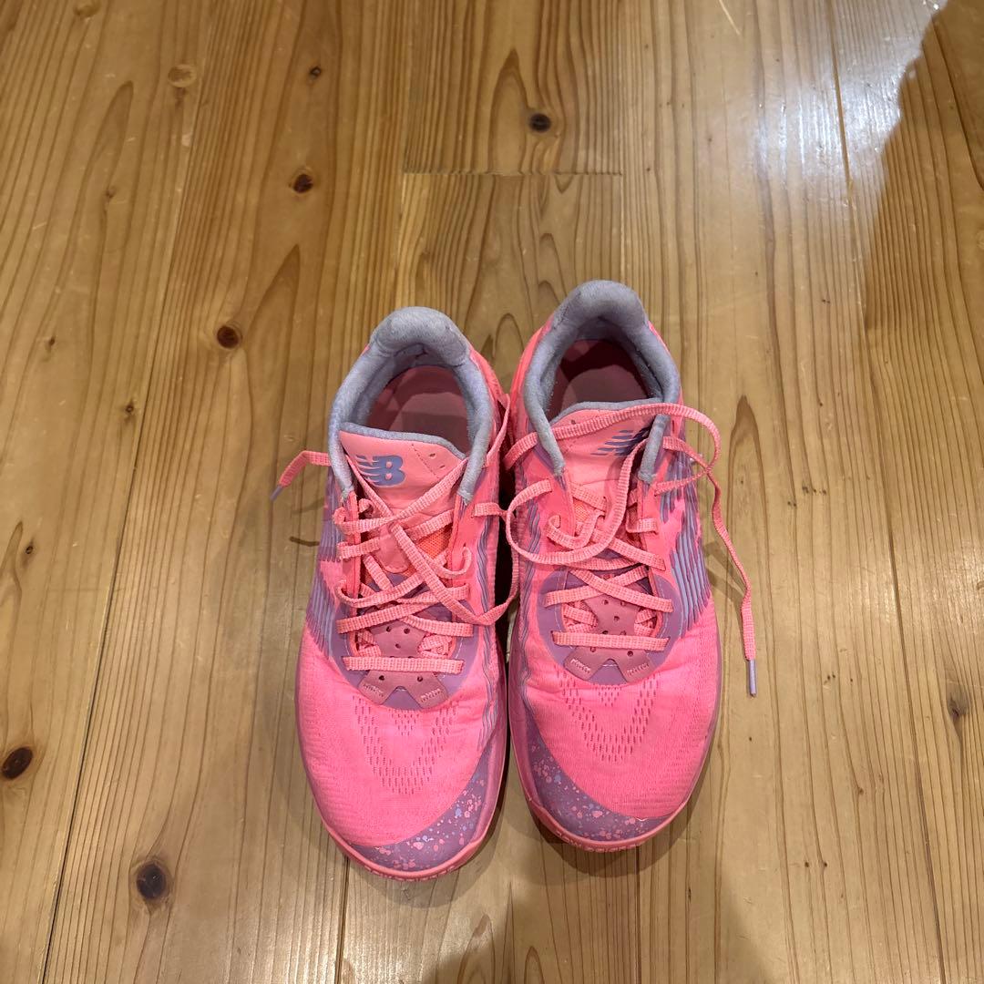 New Balance バスケットボールシューズ ピンク