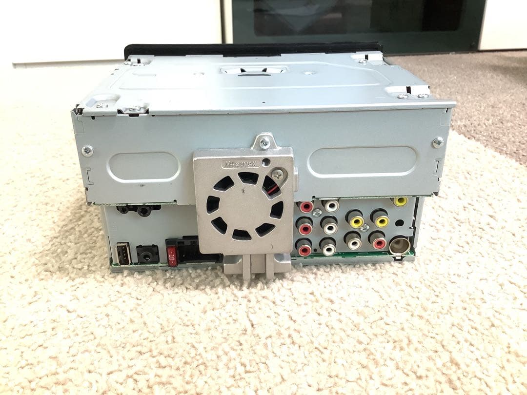 【一年使用のみ】FH-8500DVS カーナビ パイオニアcarrozzeria