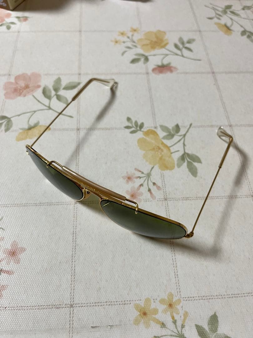 Ray-Ban アビエーター サングラス（カバー付き）